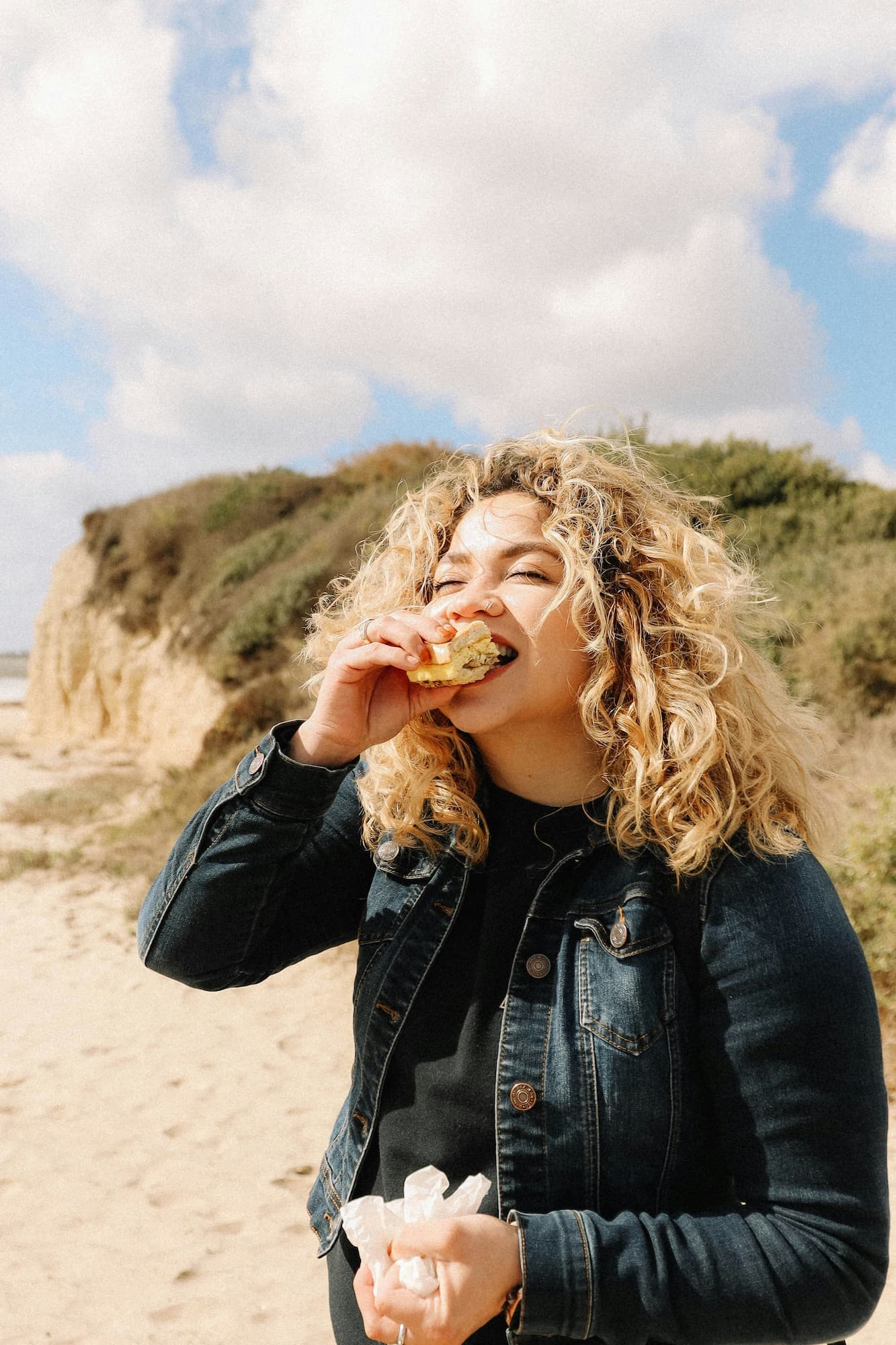 Girl with sandwich